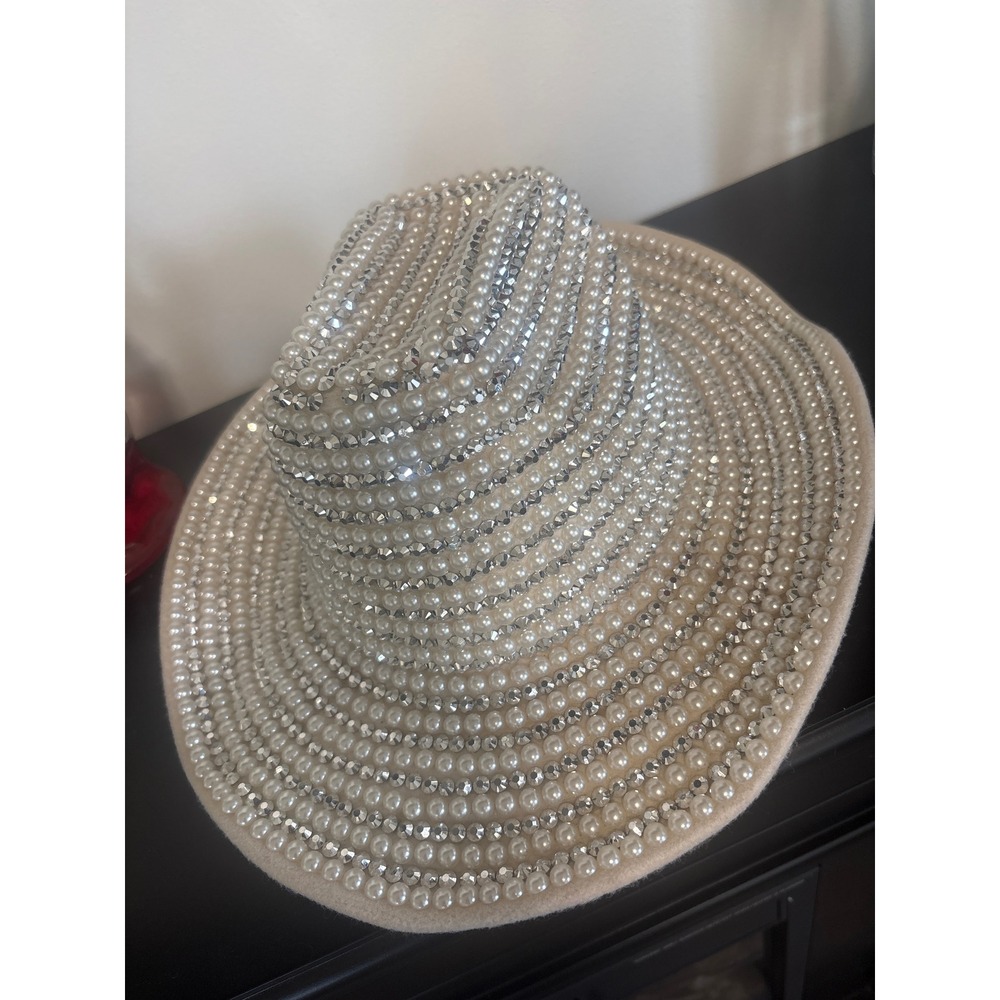 Cream Faux Pearl and Rhinestone Embellished Cowboy Bridal Hat Western Glam NEW - Picture 4 of 6